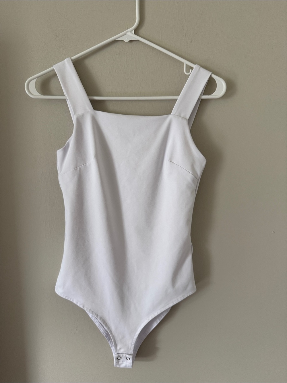 ReoRia White Strap Bodysuit